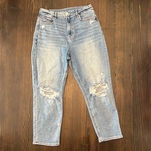 American Eagle Curvy Mom Jean
